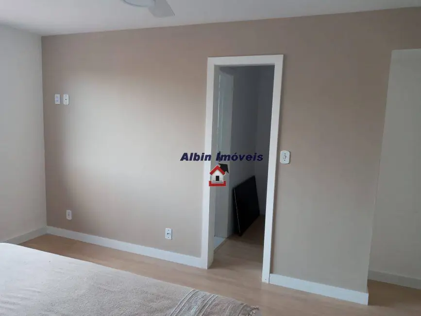 Foto 8 de Casa com 3 quartos à venda, 225m2 em Maravista, Niteroi - RJ