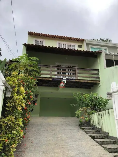 Foto 1 de Casa com 3 quartos à venda, 225m2 em Maravista, Niteroi - RJ