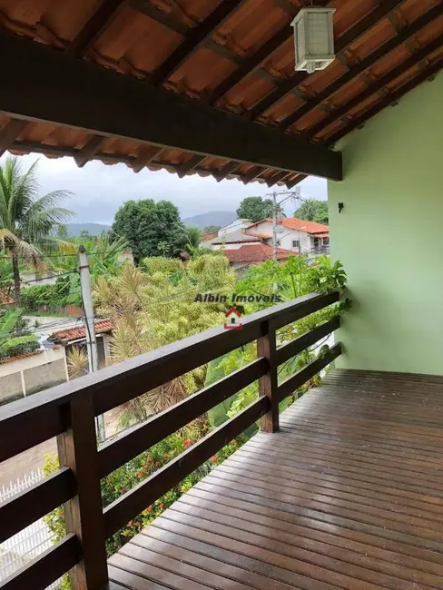 Foto 2 de Casa com 3 quartos à venda, 225m2 em Maravista, Niteroi - RJ