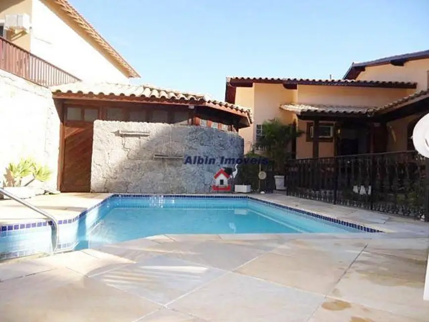 Foto 5 de Casa com 2 quartos à venda, 600m2 em Serra Grande, Niteroi - RJ