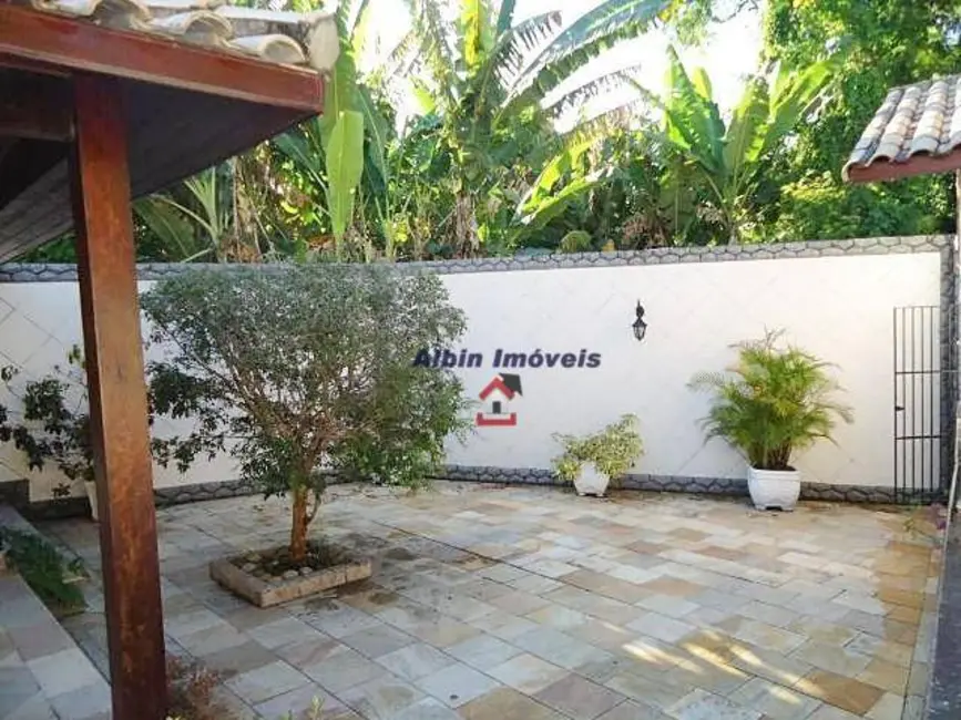 Foto 6 de Casa com 2 quartos à venda, 600m2 em Serra Grande, Niteroi - RJ