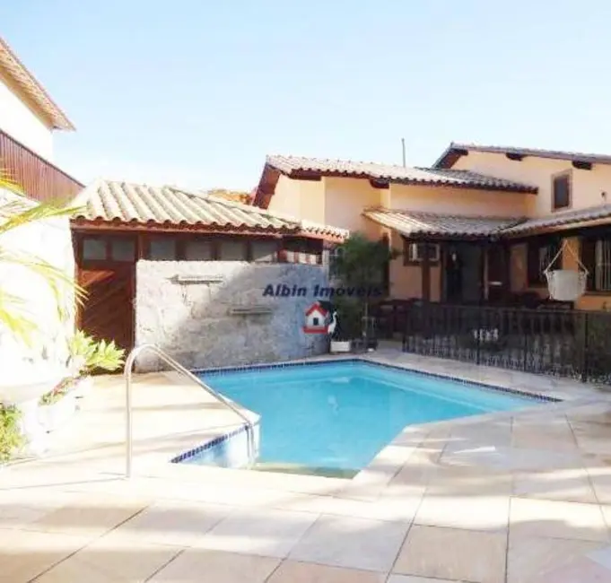 Foto 4 de Casa com 2 quartos à venda, 600m2 em Serra Grande, Niteroi - RJ