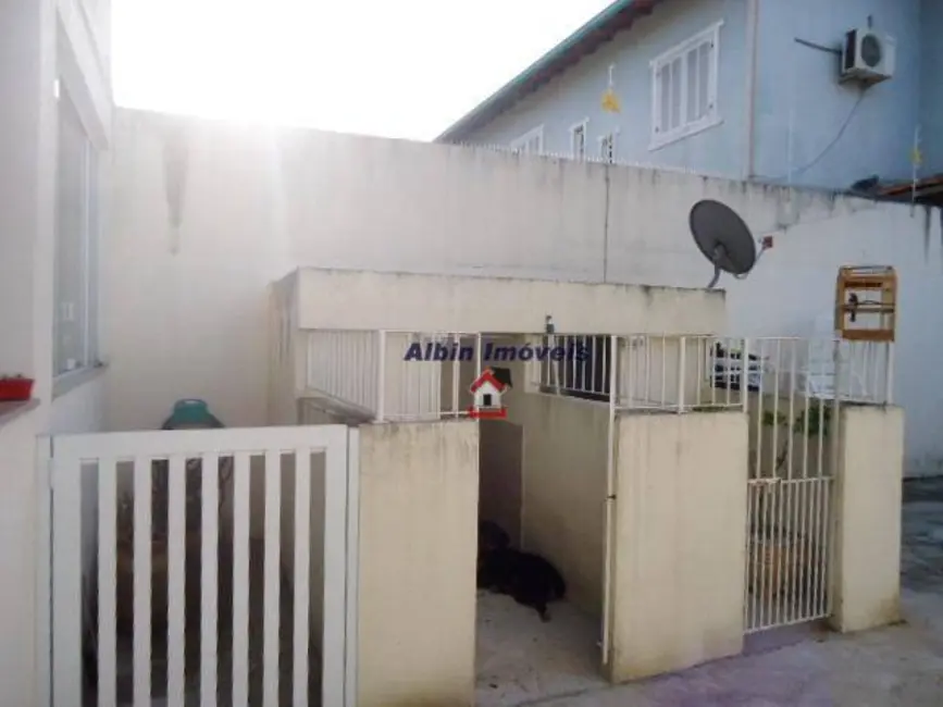 Foto 7 de Casa com 3 quartos à venda, 180m2 em Itaipu, Niteroi - RJ