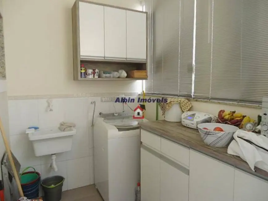 Foto 8 de Casa com 3 quartos à venda, 180m2 em Itaipu, Niteroi - RJ