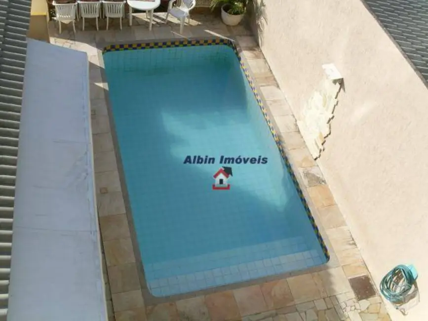 Foto 3 de Casa de Condomínio com 3 quartos à venda, 360m2 em Itaipu, Niteroi - RJ