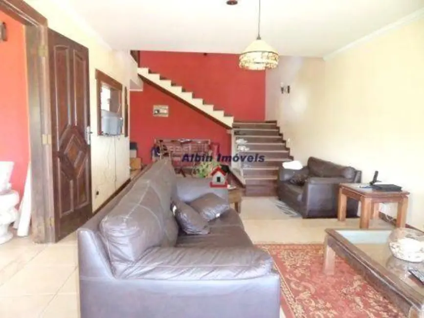 Foto 7 de Casa com 3 quartos à venda, 636m2 em Itaipu, Niteroi - RJ