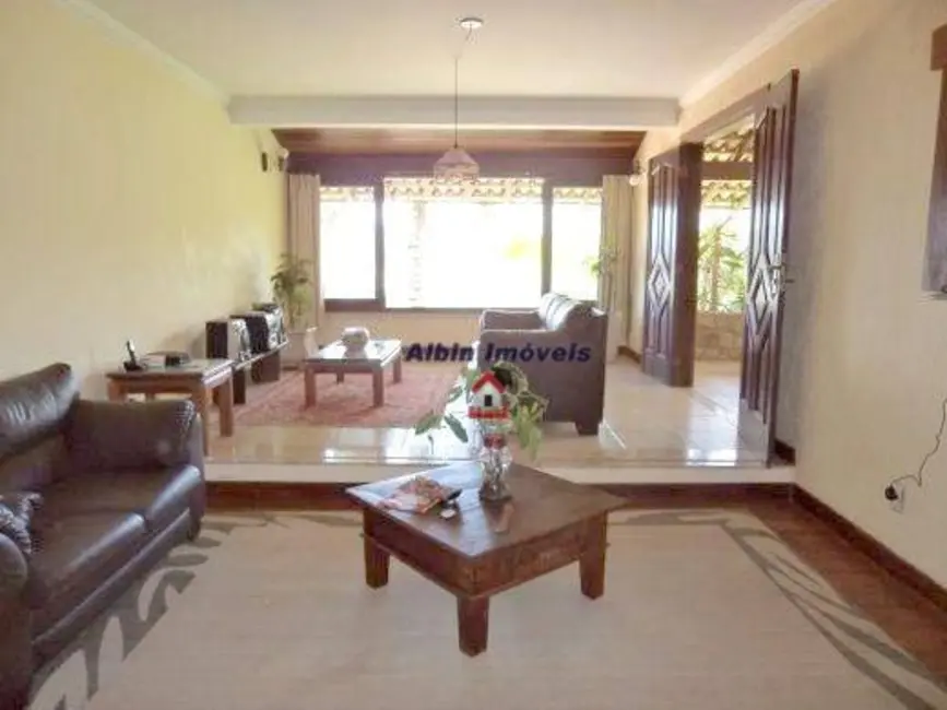 Foto 9 de Casa com 3 quartos à venda, 636m2 em Itaipu, Niteroi - RJ