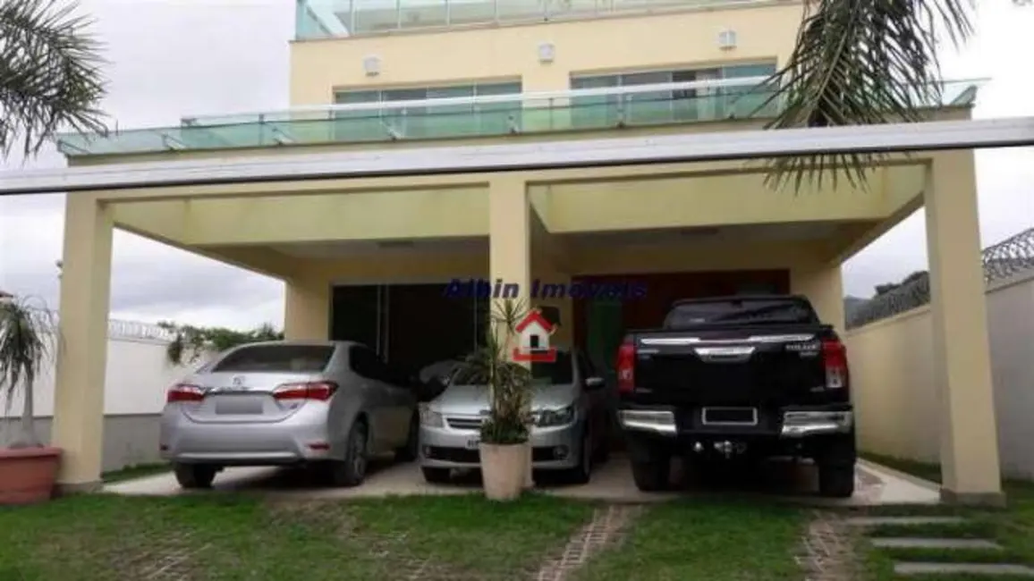 Foto 4 de Casa com 4 quartos à venda, 600m2 em Itaipu, Niteroi - RJ