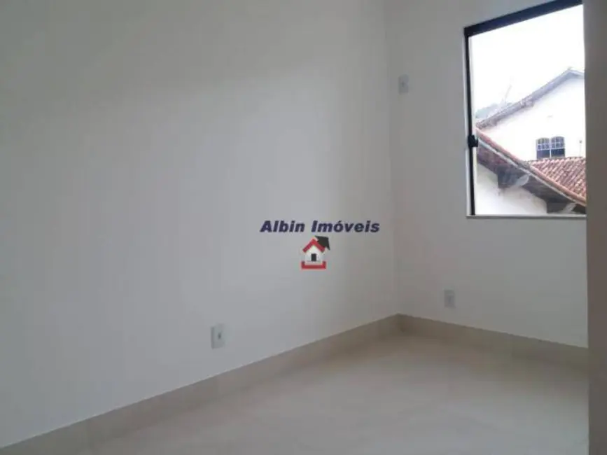 Foto 6 de Casa com 4 quartos à venda, 180m2 em Piratininga, Niteroi - RJ