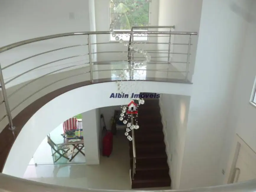 Foto 4 de Casa com 5 quartos à venda, 475m2 em Itacoatiara, Niteroi - RJ