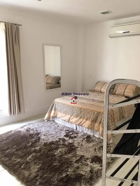 Foto 9 de Casa com 5 quartos à venda, 600m2 em Camboinhas, Niteroi - RJ