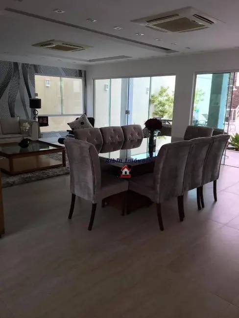 Foto 3 de Casa com 5 quartos à venda, 600m2 em Camboinhas, Niteroi - RJ