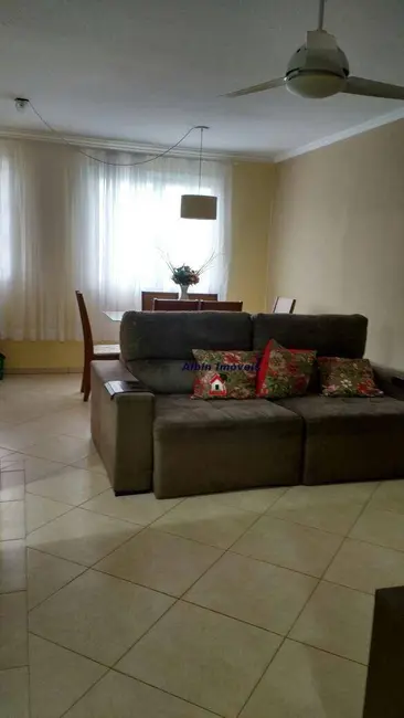 Foto 5 de Casa com 6 quartos à venda, 225m2 em Itaipu, Niteroi - RJ