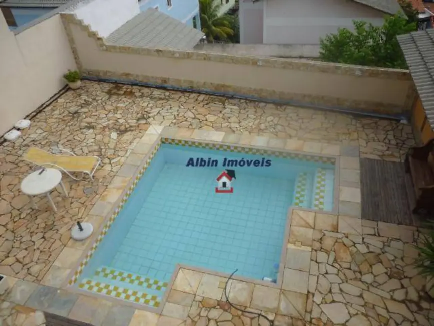 Foto 8 de Casa de Condomínio com 3 quartos à venda, 360m2 em Itaipu, Niteroi - RJ