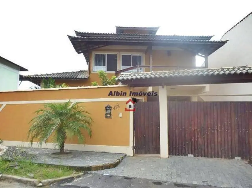 Foto 1 de Casa de Condomínio com 3 quartos à venda, 360m2 em Itaipu, Niteroi - RJ