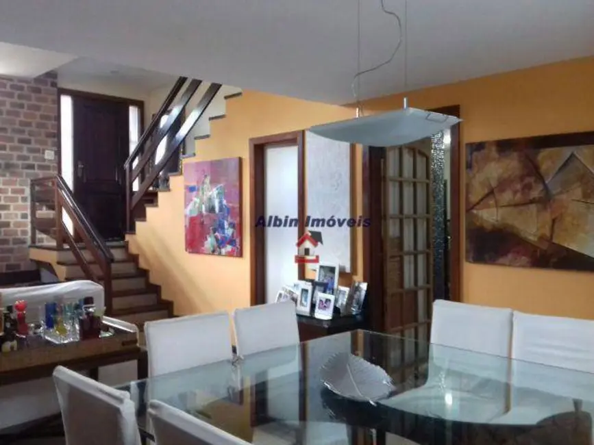 Foto 6 de Casa com 3 quartos à venda, 360m2 em Itaipu, Niteroi - RJ