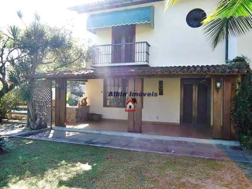 Foto 3 de Casa com 4 quartos à venda, 720m2 em Piratininga, Niteroi - RJ