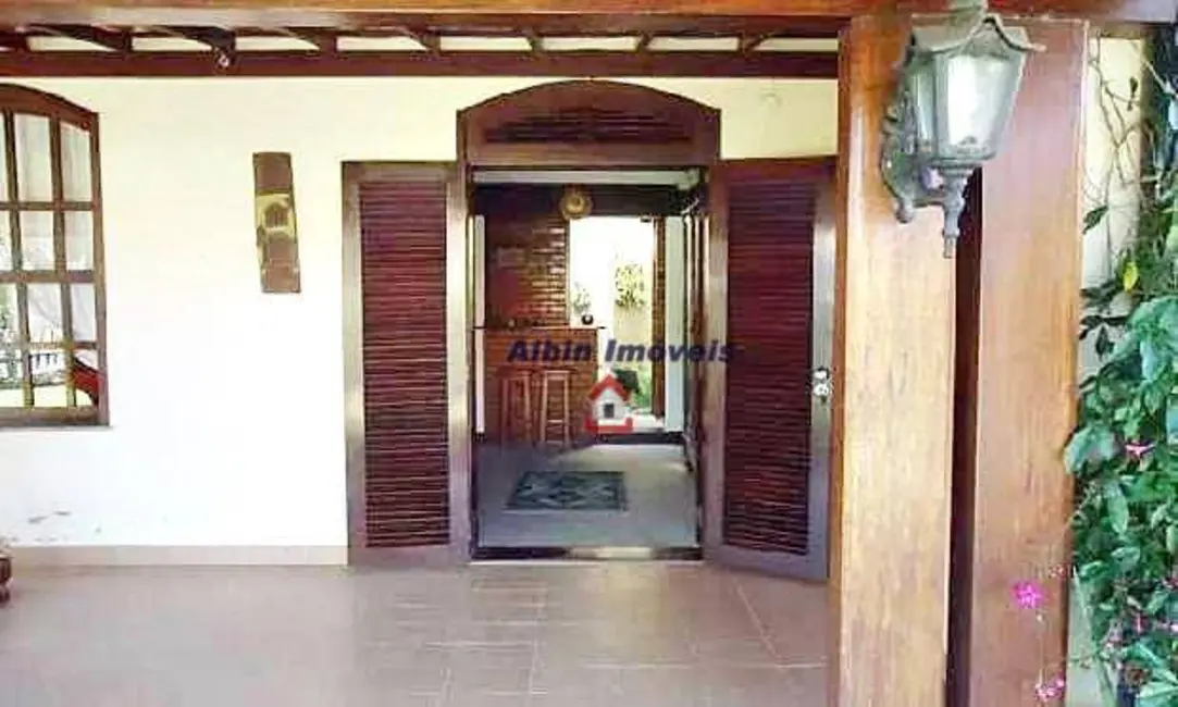 Foto 6 de Casa com 4 quartos à venda, 720m2 em Piratininga, Niteroi - RJ