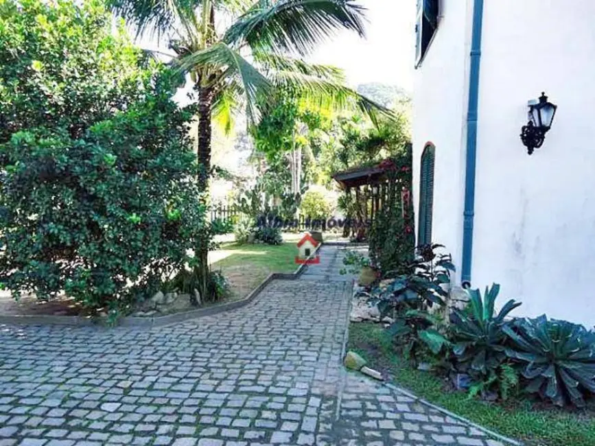 Foto 4 de Casa com 4 quartos à venda, 720m2 em Piratininga, Niteroi - RJ