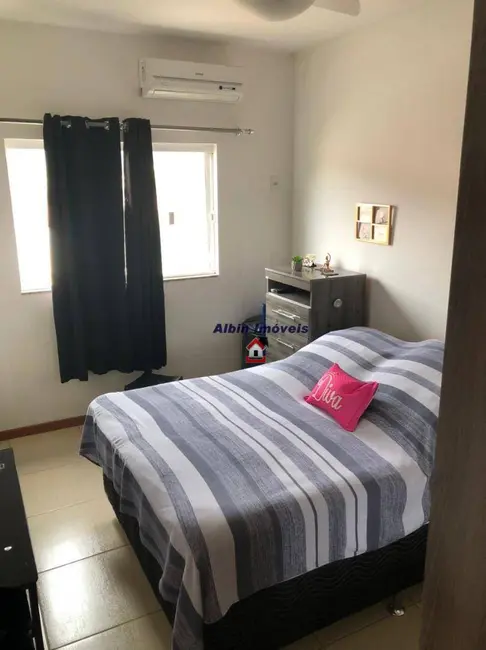 Foto 5 de Casa com 3 quartos à venda, 225m2 em Itaipu, Niteroi - RJ