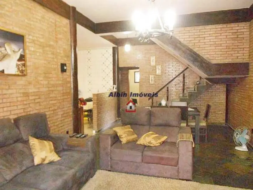 Foto 8 de Casa com 4 quartos à venda, 360m2 em Itaipu, Niteroi - RJ