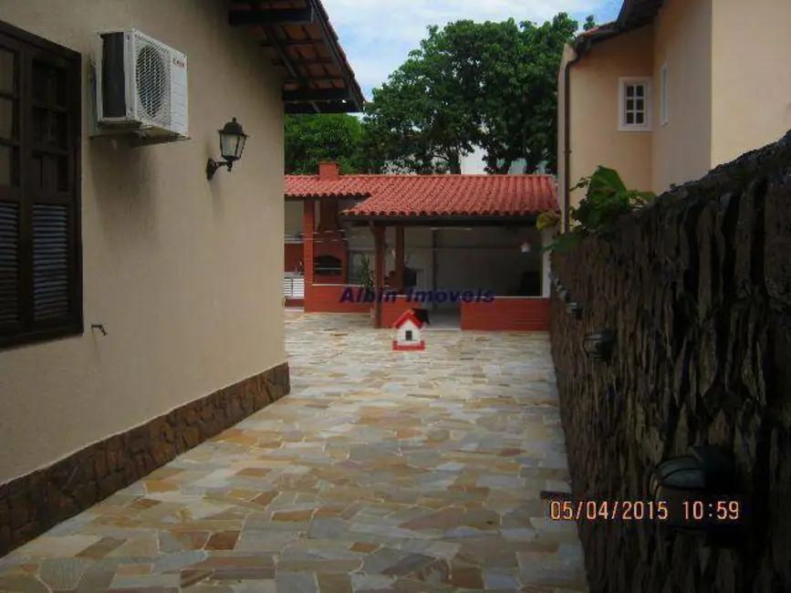 Foto 2 de Casa com 3 quartos à venda, 360m2 em Piratininga, Niteroi - RJ