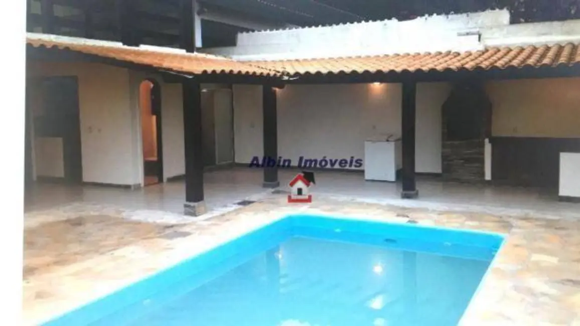Foto 2 de Casa com 3 quartos à venda, 360m2 em Piratininga, Niteroi - RJ