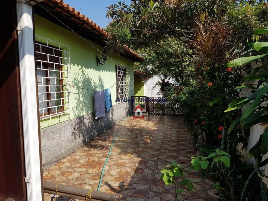 Foto 3 de Casa com 5 quartos à venda, 360m2 em Piratininga, Niteroi - RJ