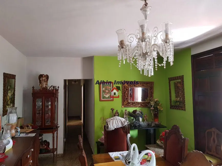 Foto 9 de Casa com 5 quartos à venda, 360m2 em Piratininga, Niteroi - RJ