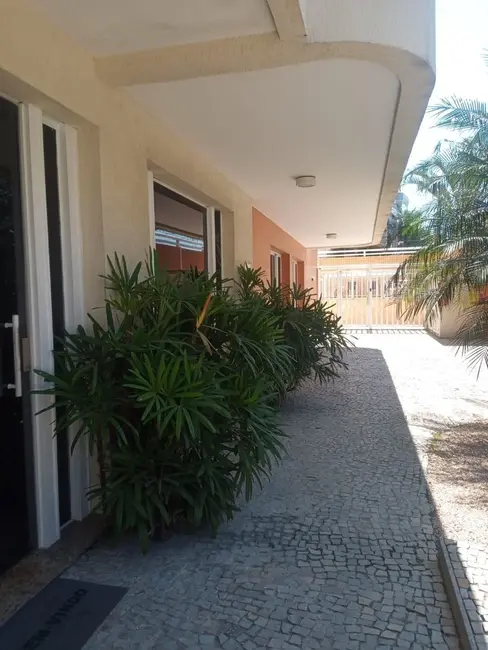 Foto 4 de Apartamento com 3 quartos à venda, 115m2 em Itaipu, Niteroi - RJ