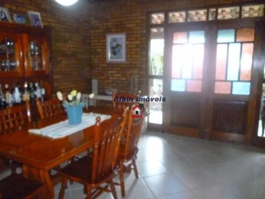 Foto 8 de Casa com 3 quartos à venda, 450m2 em Itaipu, Niteroi - RJ