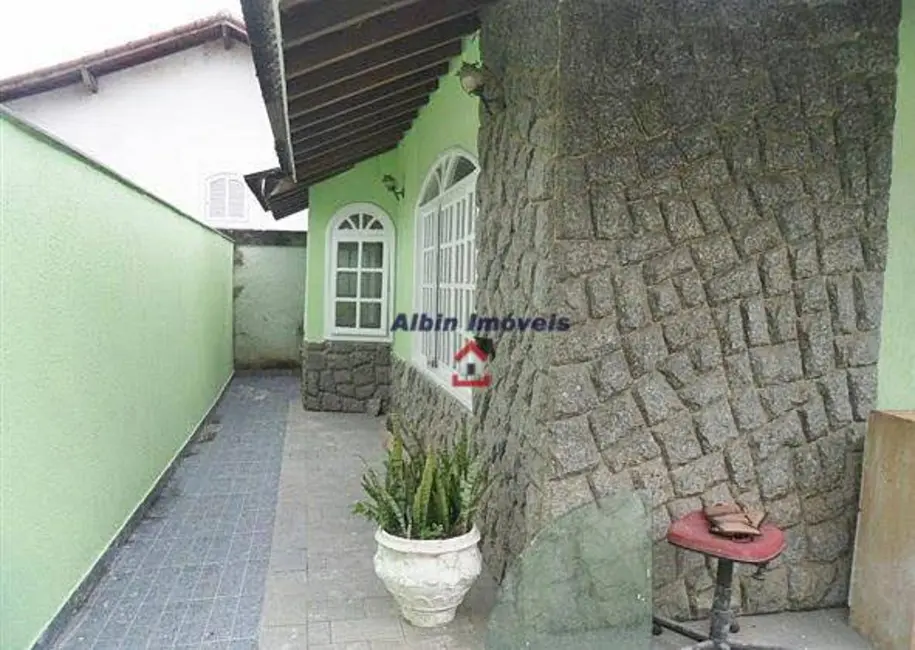 Foto 7 de Casa com 3 quartos à venda, 180m2 em Piratininga, Niteroi - RJ