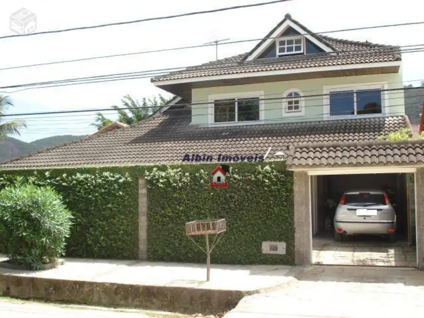 Foto 3 de Casa com 3 quartos à venda, 180m2 em Piratininga, Niteroi - RJ