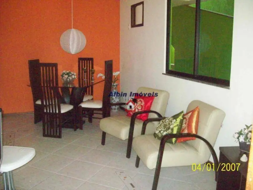 Foto 3 de Casa com 3 quartos à venda, 420m2 em Itaipu, Niteroi - RJ