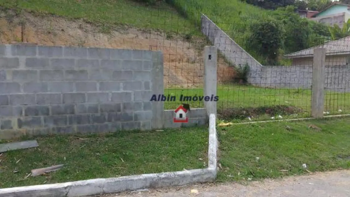 Foto 2 de Terreno / Lote à venda, 750m2 em Itaipu, Niteroi - RJ