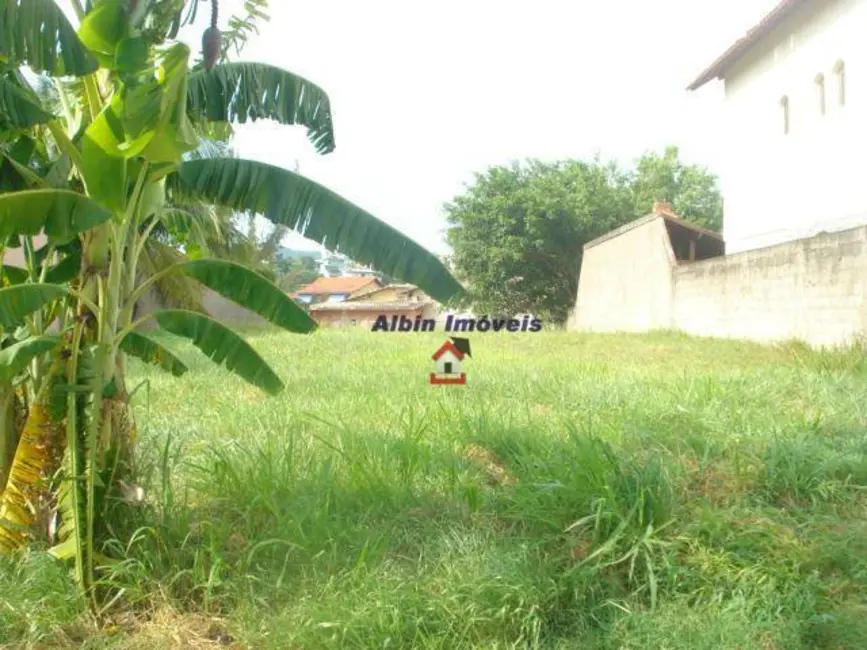 Terreno / Lote à venda, 560m2 em Camboinhas, Niteroi - RJ - imagem 4 Foto 4 de Terreno / Lote à venda, 560m2 em Camboinhas, Niteroi - RJ