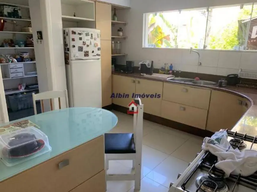 Foto 9 de Casa de Condomínio com 4 quartos à venda, 500m2 em Itaipu, Niteroi - RJ