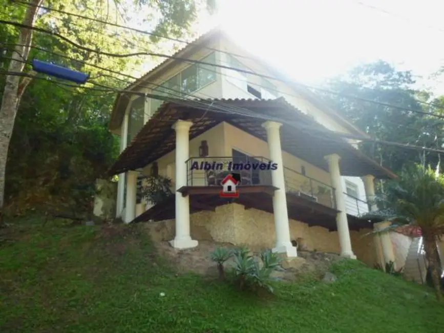 Foto 2 de Casa de Condomínio com 3 quartos à venda, 680m2 em Itaipu, Niteroi - RJ