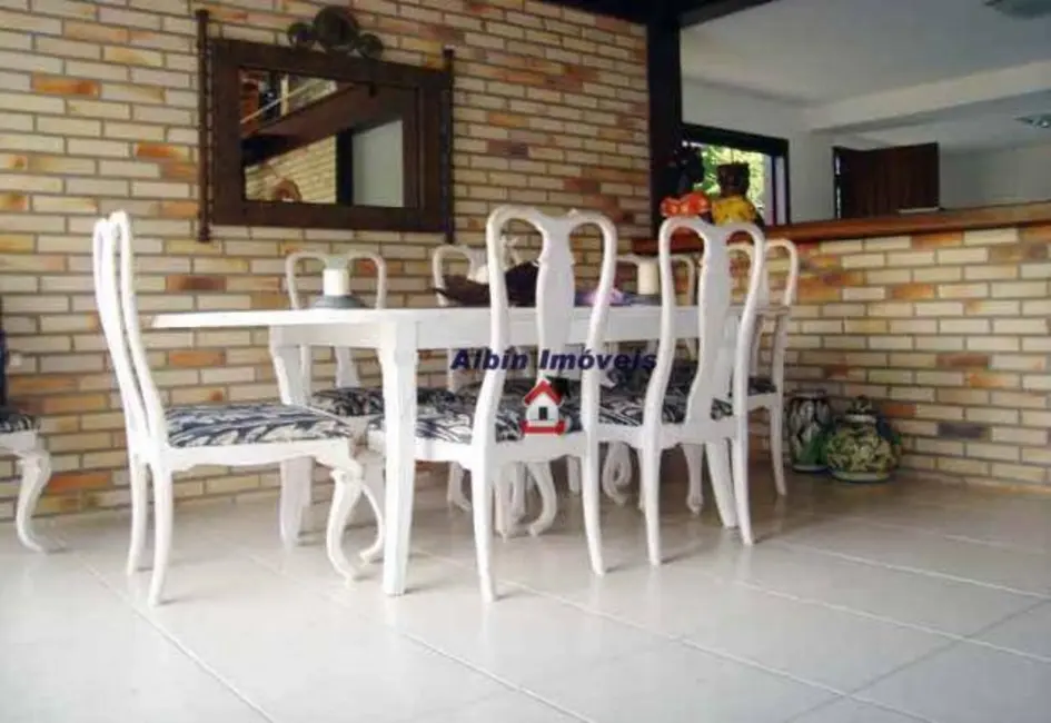 Foto 4 de Casa de Condomínio com 4 quartos à venda, 500m2 em Itaipu, Niteroi - RJ