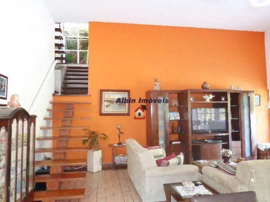 Foto 2 de Casa de Condomínio com 4 quartos à venda, 760m2 em Itaipu, Niteroi - RJ