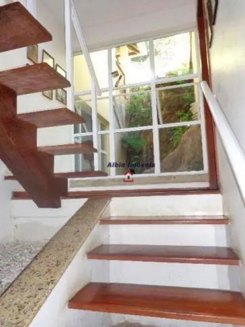 Foto 4 de Casa de Condomínio com 4 quartos à venda, 760m2 em Itaipu, Niteroi - RJ