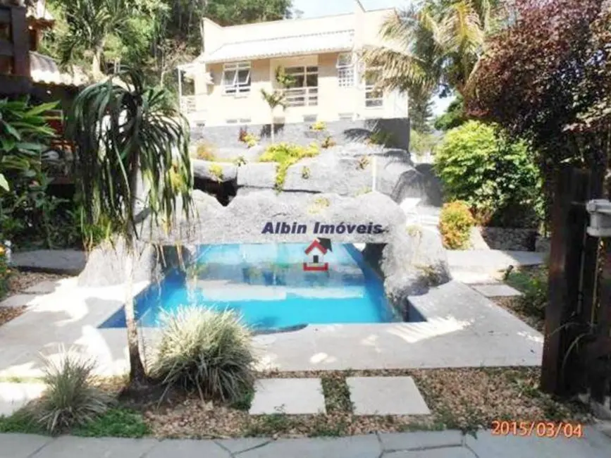 Foto 3 de Casa de Condomínio com 4 quartos à venda, 1600m2 em Itaipu, Niteroi - RJ