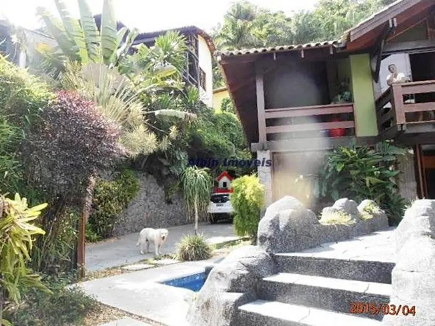 Foto 9 de Casa de Condomínio com 4 quartos à venda, 1600m2 em Itaipu, Niteroi - RJ