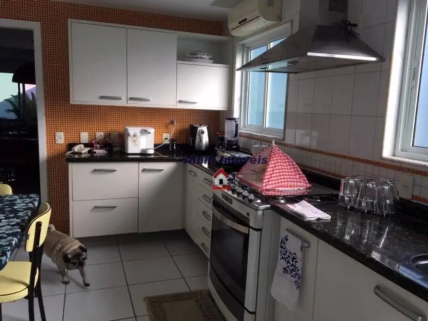 Foto 9 de Casa de Condomínio com 4 quartos à venda, 450m2 em Camboinhas, Niteroi - RJ