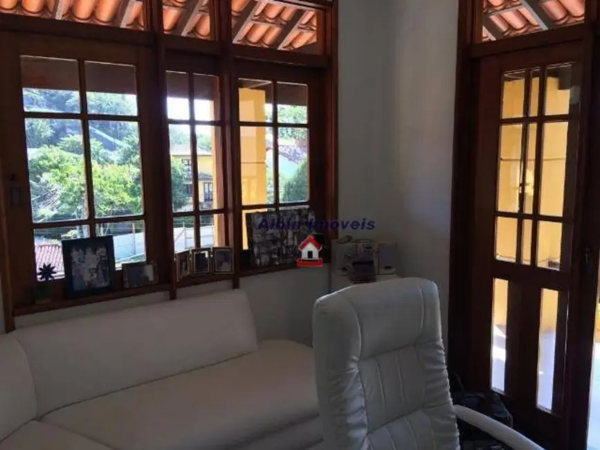 Foto 5 de Casa de Condomínio com 4 quartos à venda, 1400m2 em Itacoatiara, Niteroi - RJ