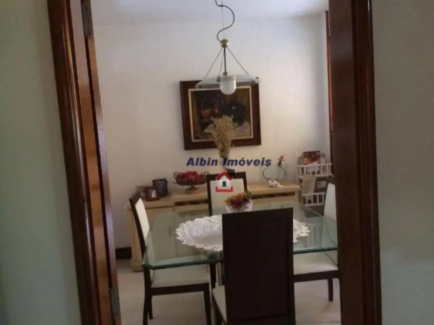 Foto 8 de Casa de Condomínio com 4 quartos à venda, 1400m2 em Itacoatiara, Niteroi - RJ