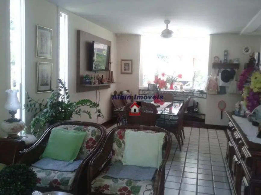 Foto 7 de Casa de Condomínio com 5 quartos à venda, 560m2 em Itacoatiara, Niteroi - RJ