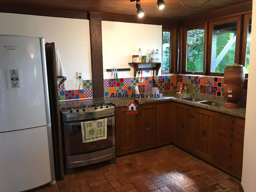 Foto 4 de Casa de Condomínio com 4 quartos à venda, 500m2 em Itaipu, Niteroi - RJ