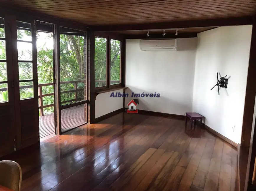 Foto 5 de Casa de Condomínio com 4 quartos à venda, 500m2 em Itaipu, Niteroi - RJ