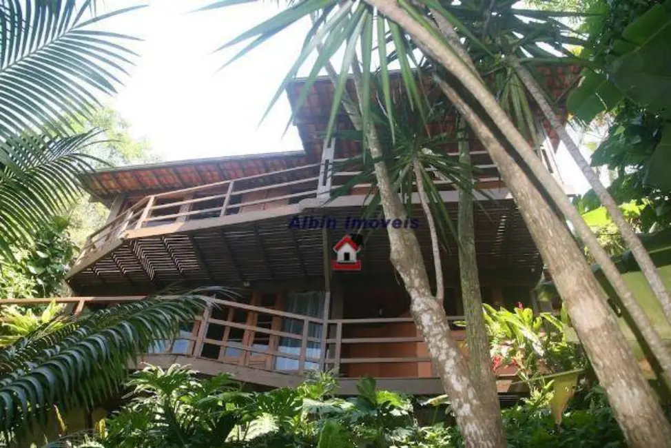 Foto 1 de Casa de Condomínio com 4 quartos à venda, 500m2 em Itaipu, Niteroi - RJ